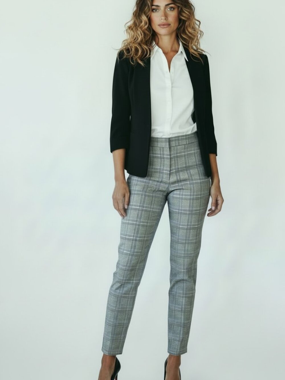 Zara Glen Plaid Slim Ankle Pants - Gray/Red - Size S - Preowned